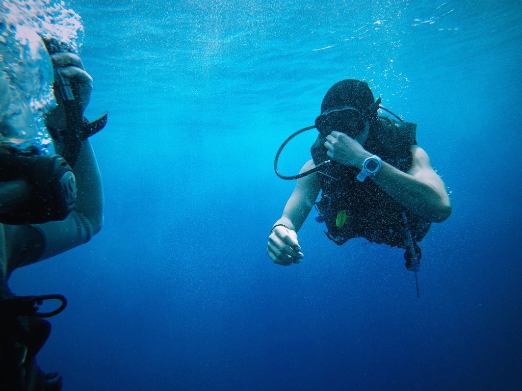 Goggles Divers People Blue Water Ocean Equipments