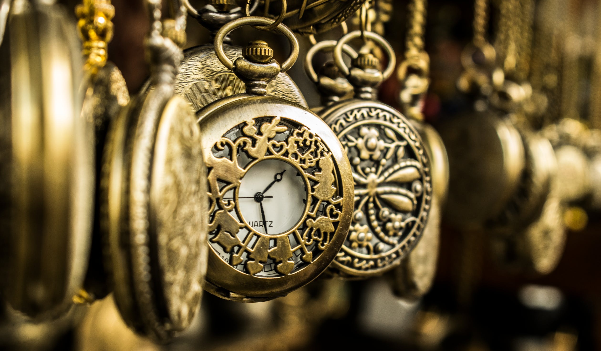 Vintage Pocket Watches, Watch Buying Guide, Vintage Watches, Classic Watches, Quartz Watches